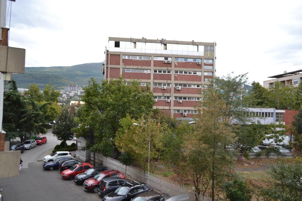 Modern And Central Apartment Üsküp Dış mekan fotoğraf